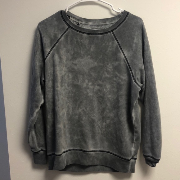 American Eagle Outfitters Tops - Gray American Eagle crew neck